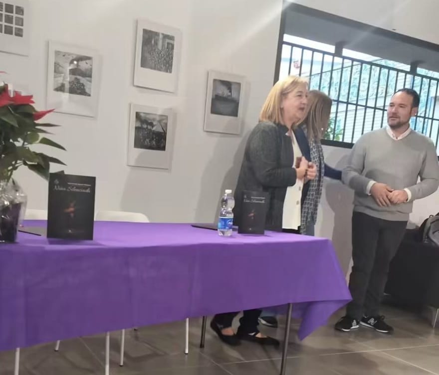 Concejal de igualdad y el alcalde de Manises.